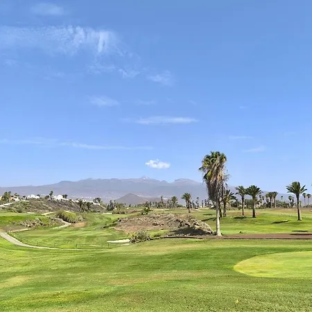 Fairways Club - Teide View Oasis - Heated Pool, Family Apartment *