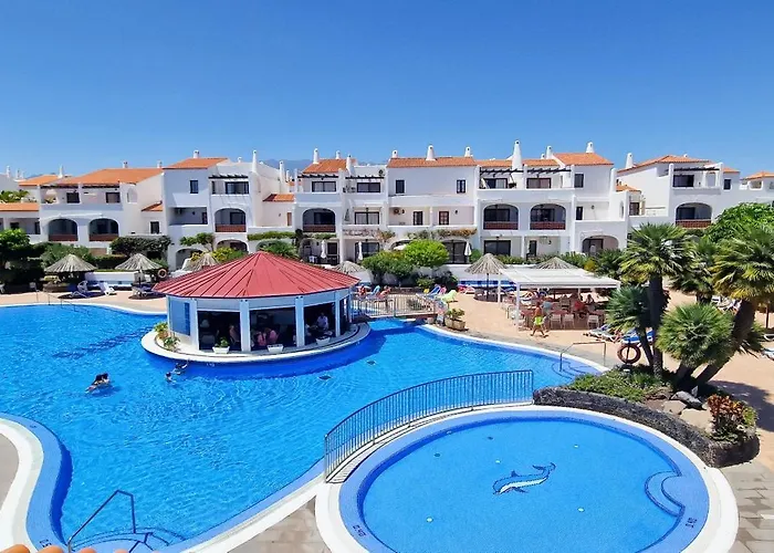 Fairways Club - Teide View Oasis - Heated Pool, Family Сан Мигель