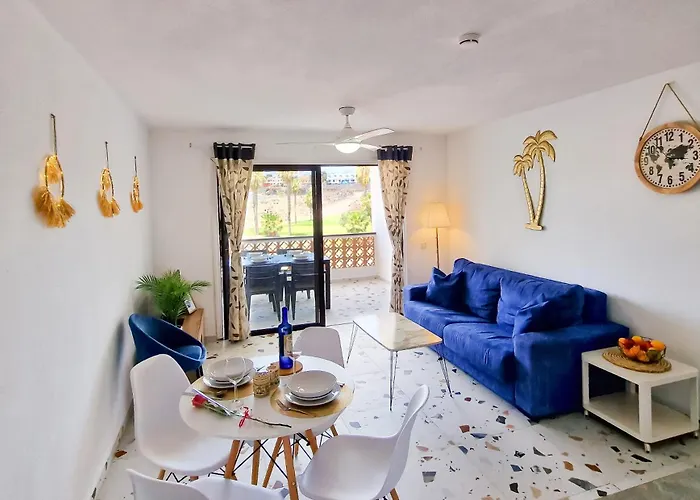 Апартаменты Fairways Club - Teide View Oasis - Heated Pool, Family