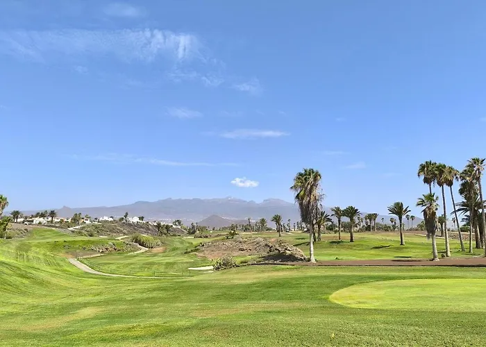 Fairways Club - Teide View Oasis - Heated Pool, Family Lägenhet *